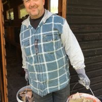 Frühjahrsputz am Lehrbienenstand